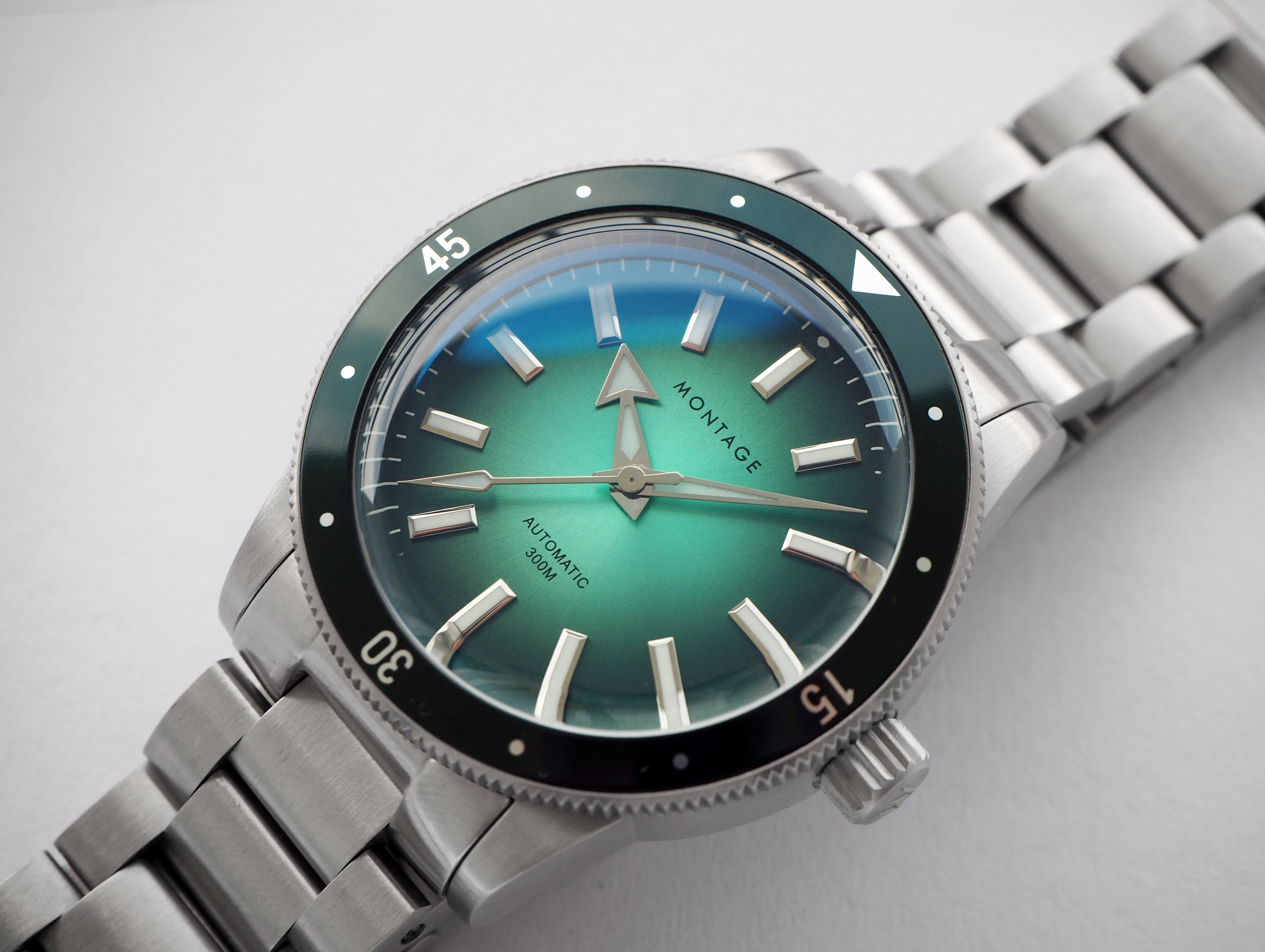 Montage Diver Aurora Green